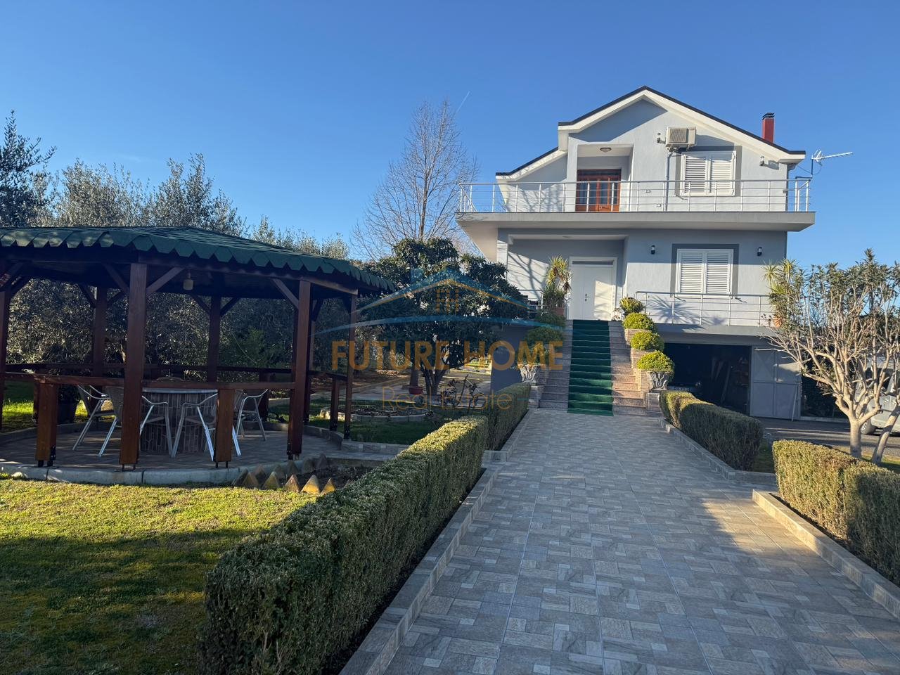 In vendita, Casa+Terreno, Vorë, Tirana.