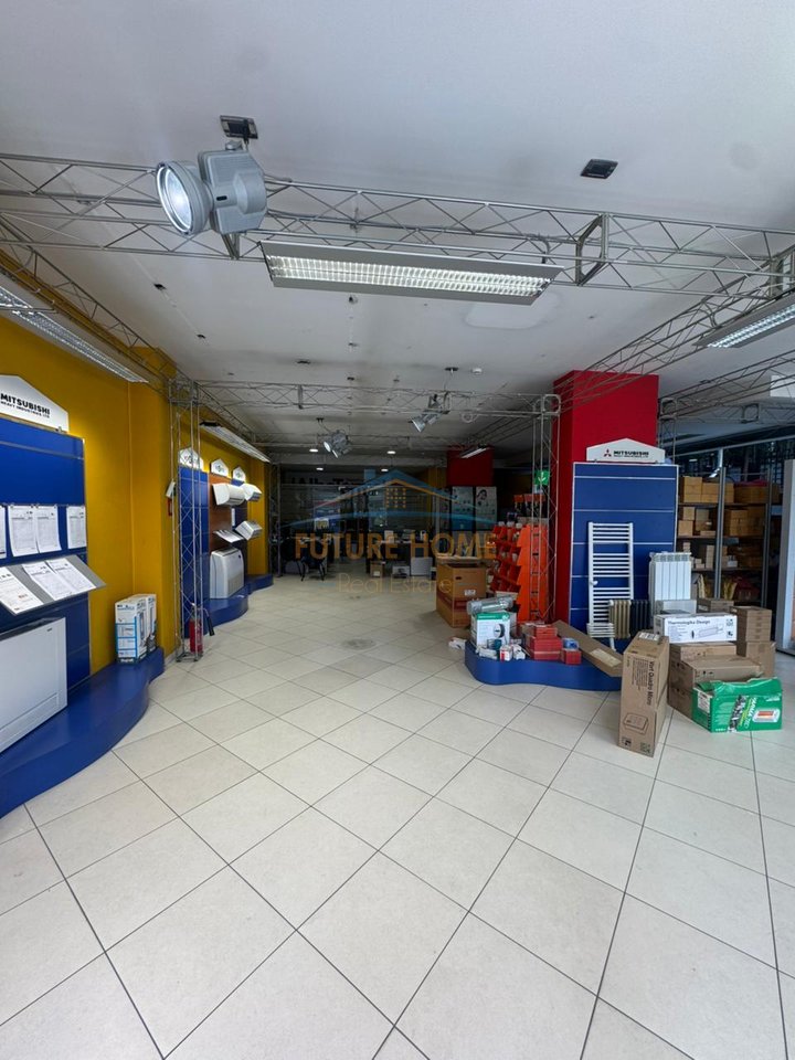 Qera,Ambient Biznesi,Bulevardi Zhan Dark,Tiranë