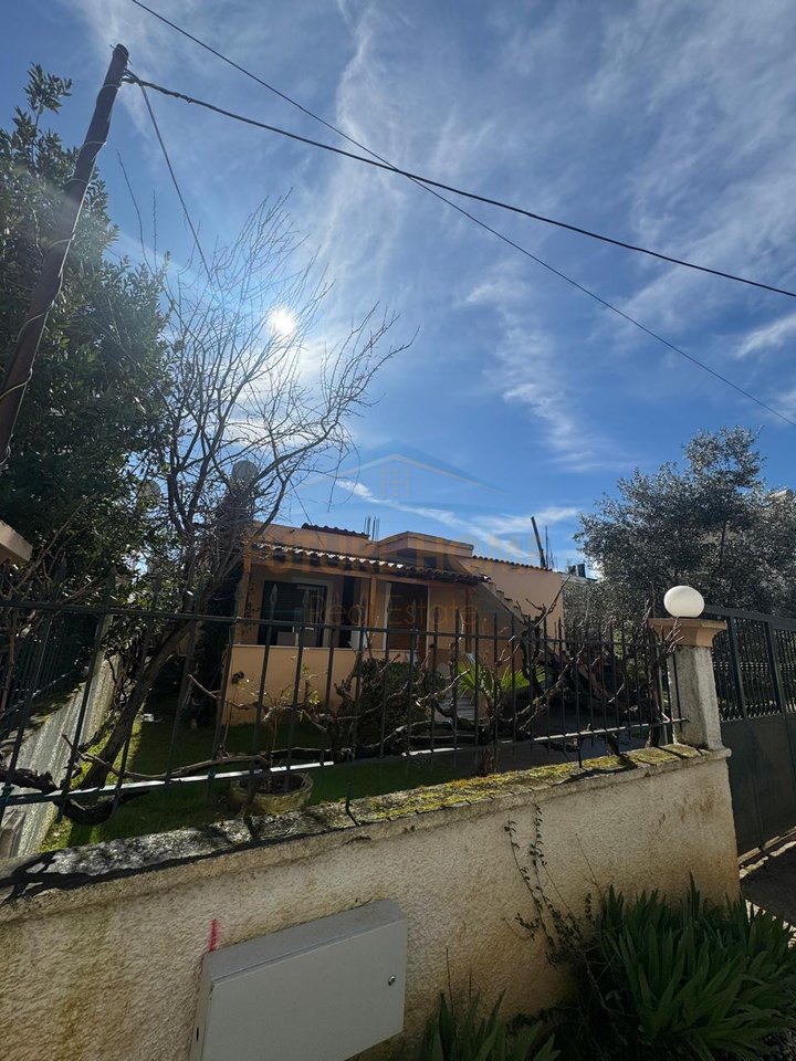 In vendita, Casa privata, Circondario di Ulliri Kamez.