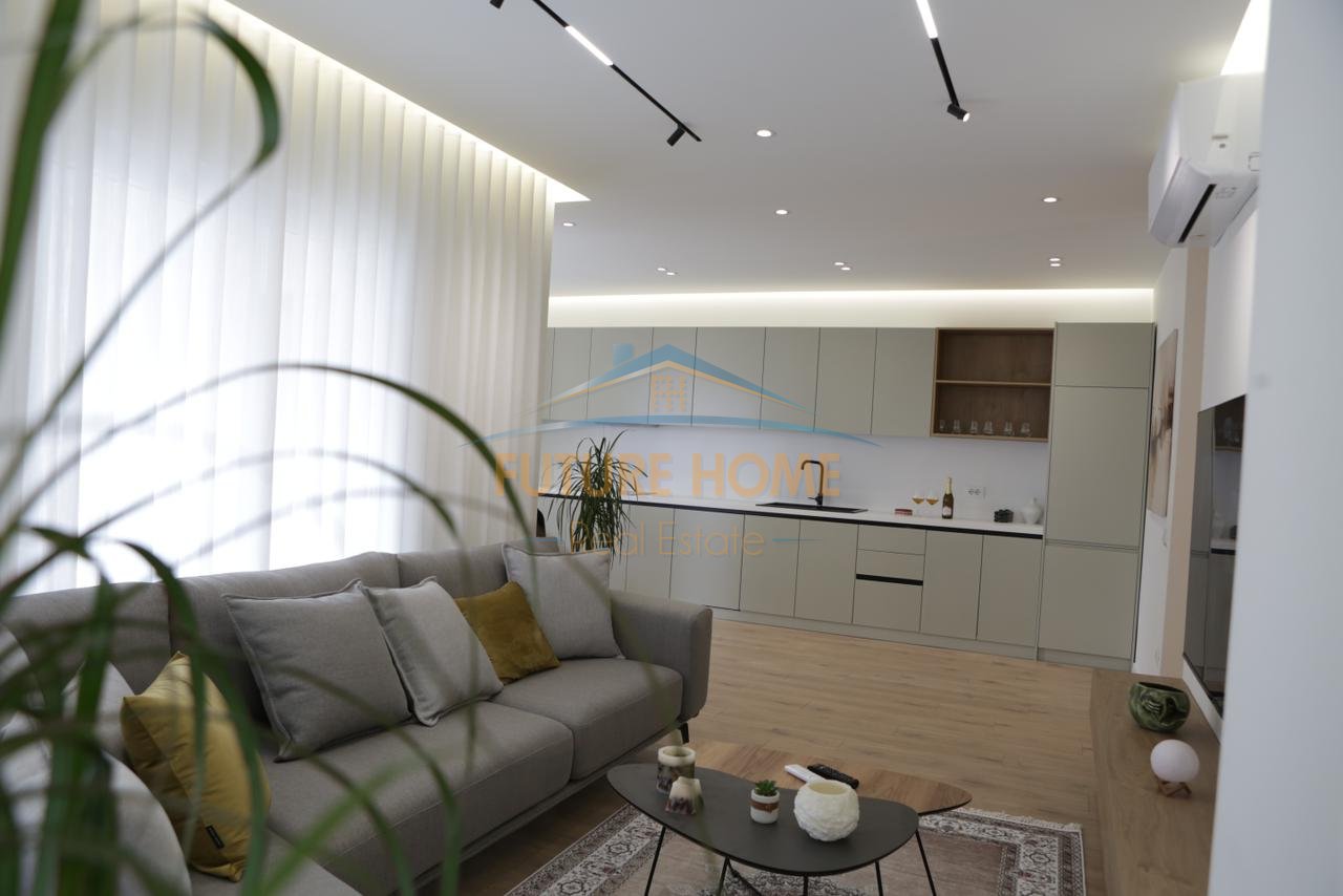 For rent, 2+1+2 Apartment, Zogu Zi, Tirana