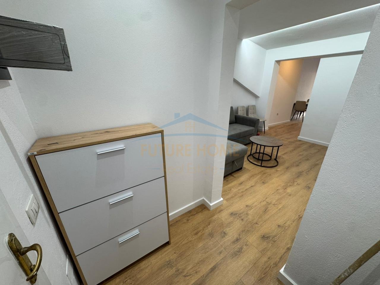 Qera, Apartament 1+1, Myslym Shyr, Tirane.