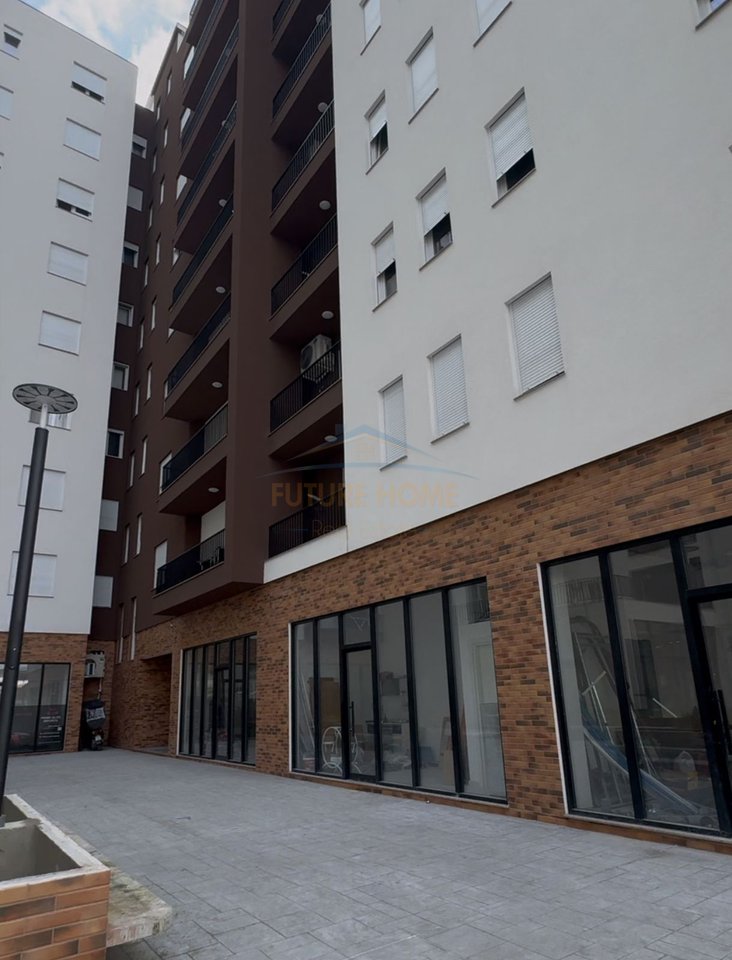 For sale, 2+1 Apartment, Bushgjokaj Complex, Kamez