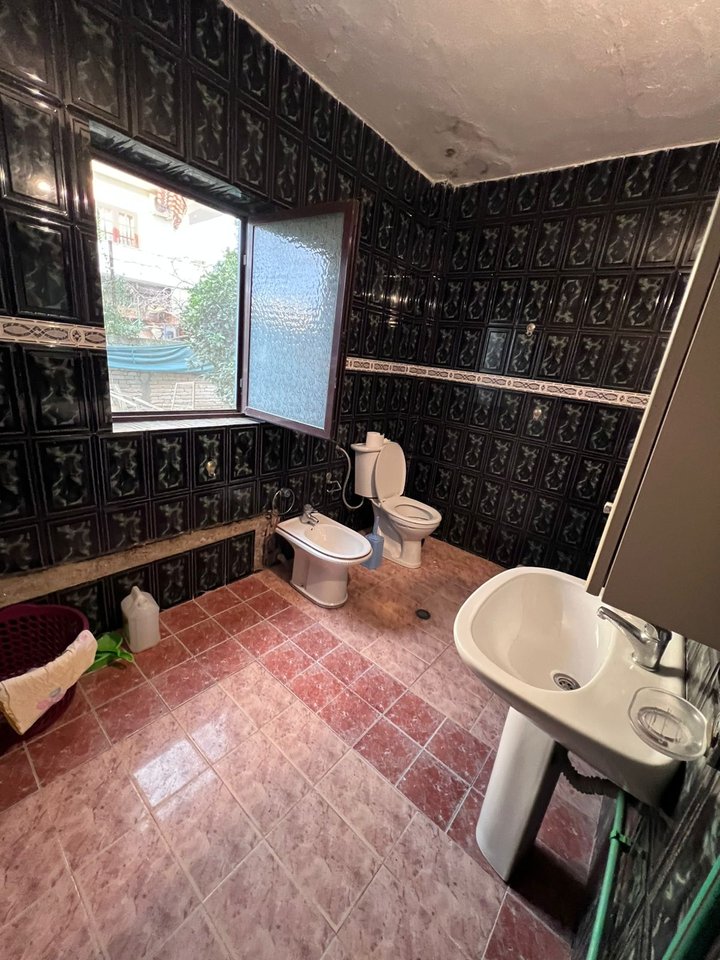 Affitto, Appartamento 2+1, Ex Parco degli Autobus, Tirana.