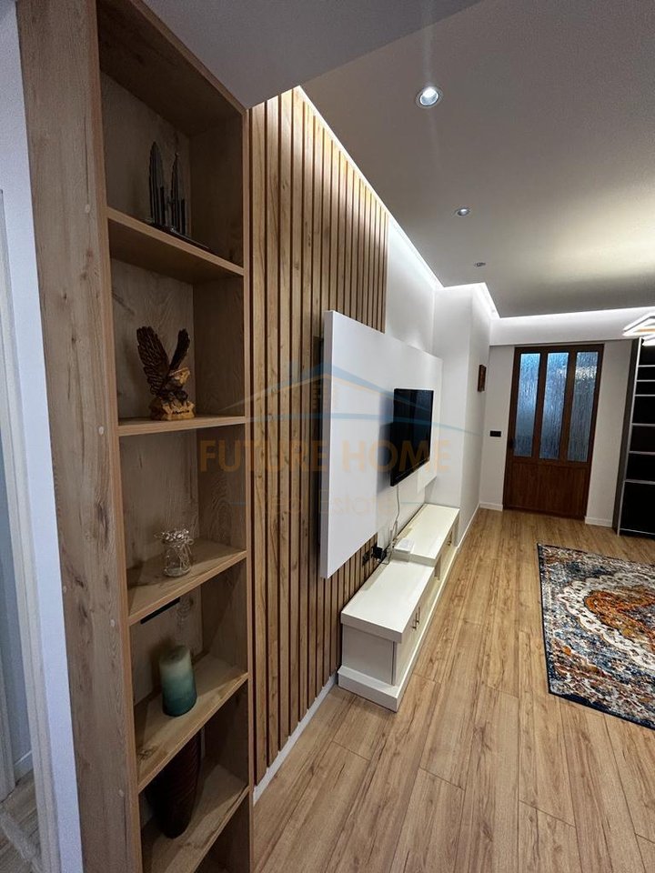 For rent, Apartment 2+1+2, 21 Dhjetori, Tirana