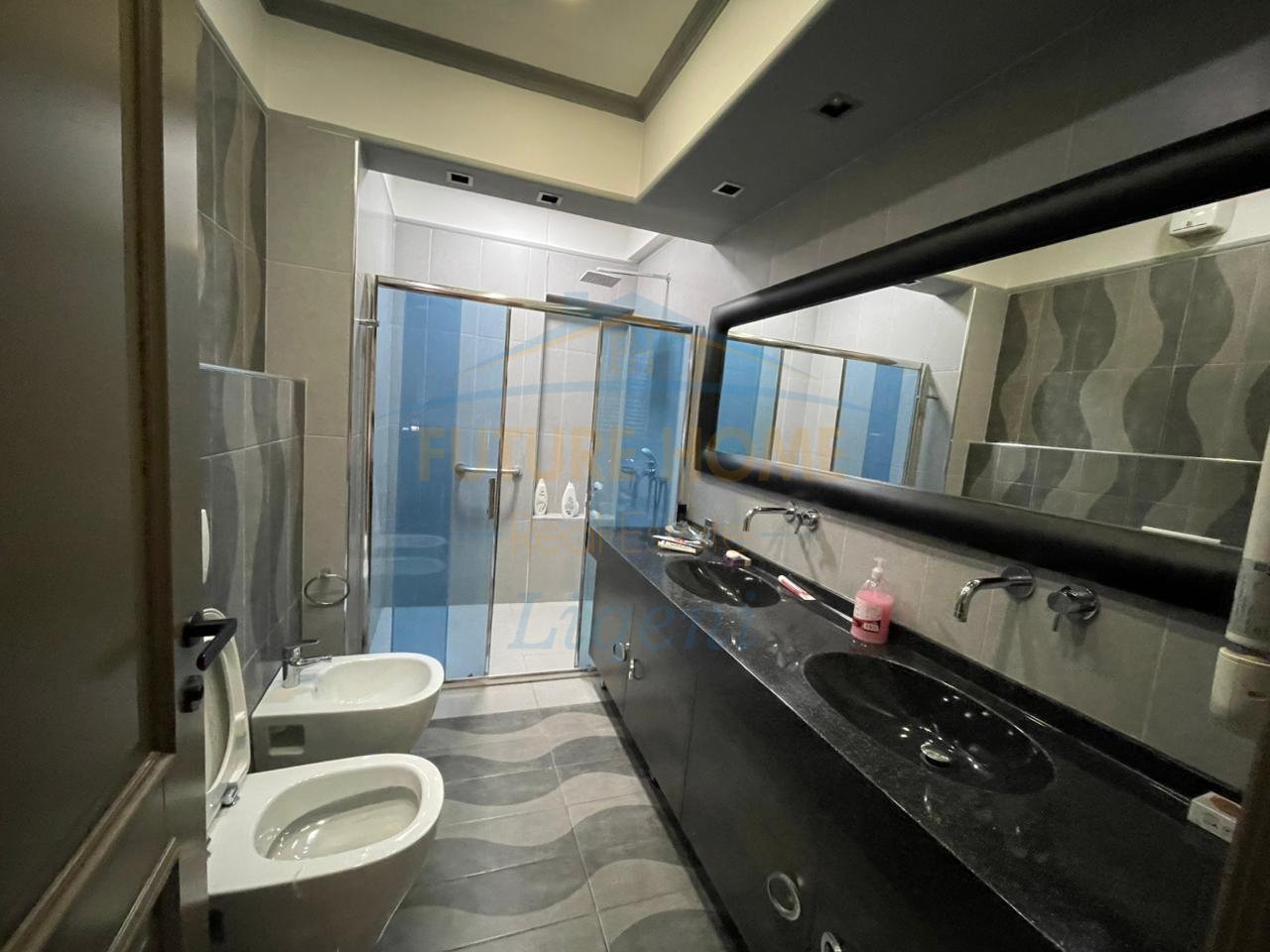 Rent, Apartment 3+1+2, Myslym Shyri, Tirana.