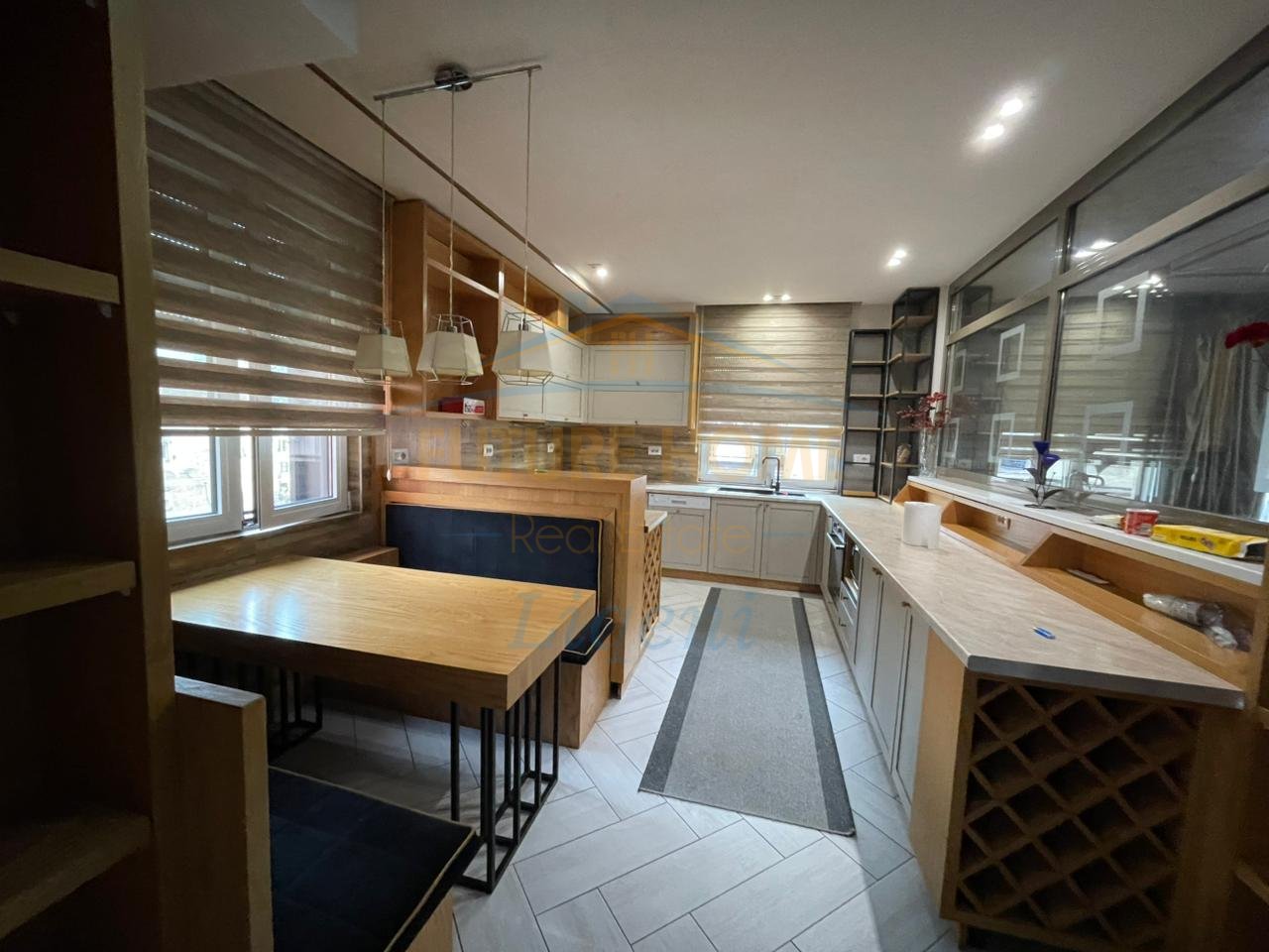 Rent, Apartment 3+1+2, Myslym Shyri, Tirana.