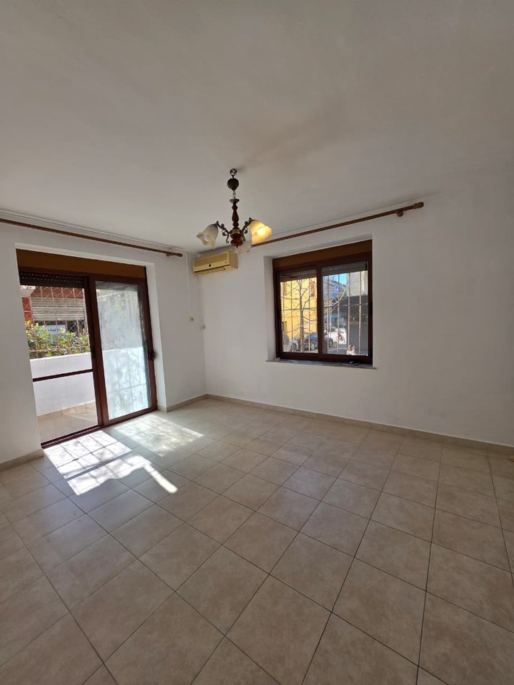 For Rent, Office Space, Muhamet Gjollesha Street, 21 DHJETORI