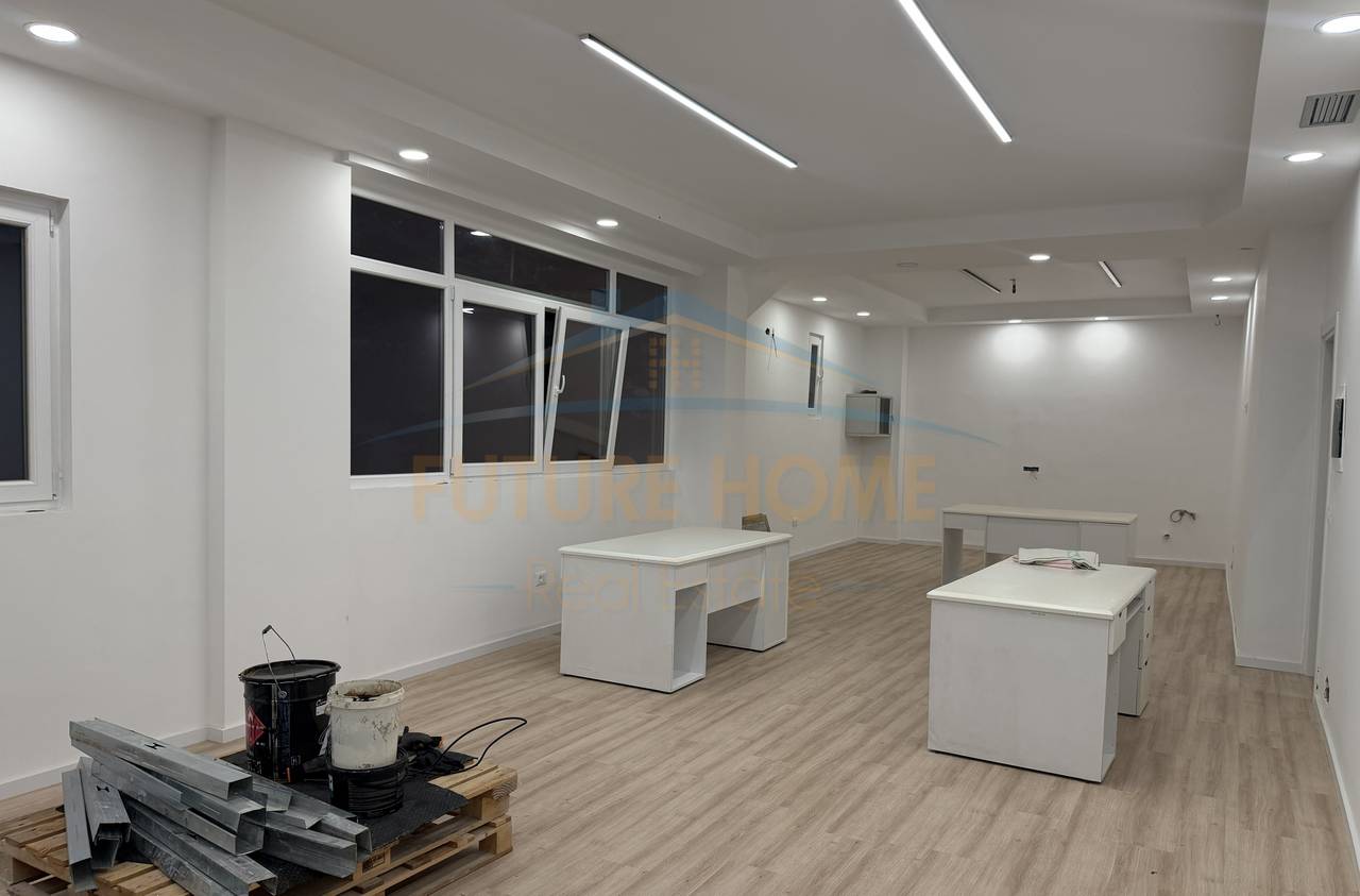 Qera, Ambient Biznesi, Rruga "Vllazen Huta", Brryli