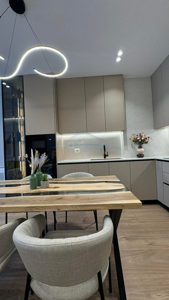 Qera, Apartament 2+1+2, Rruga Mine Peza, Golden Tower Residence