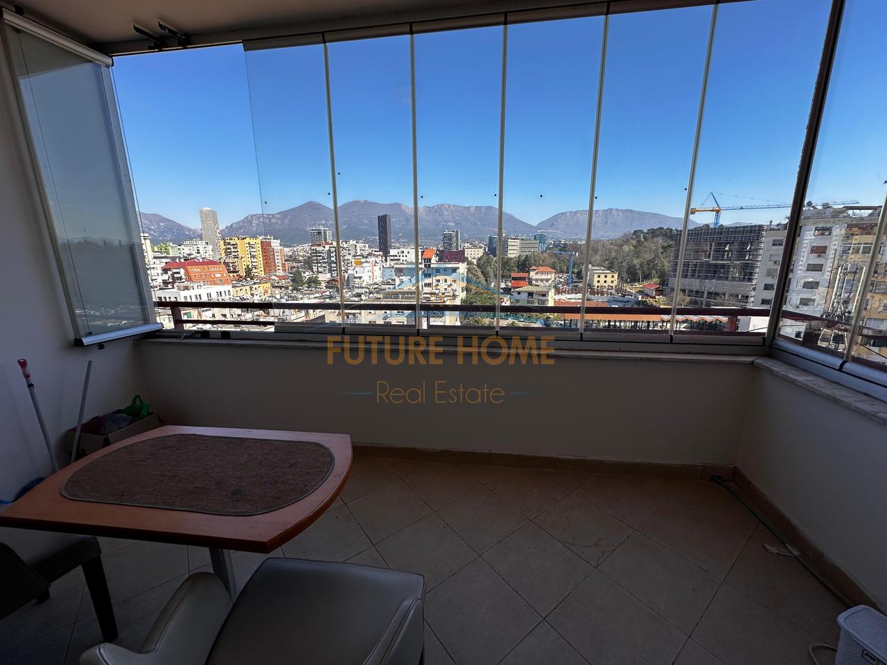 Shitet, Apartament 2+1,Liqeni,Tiranë