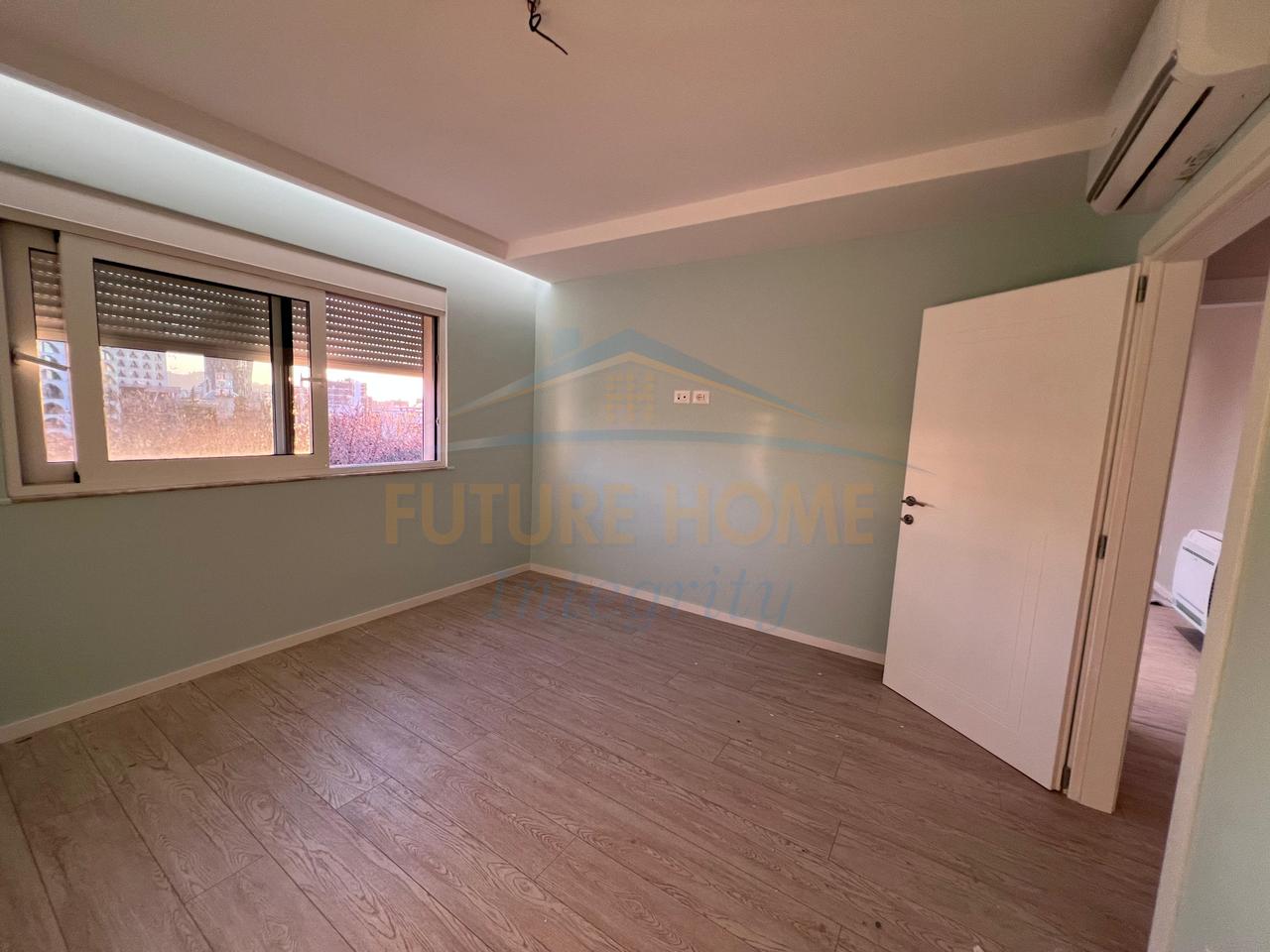 Qera, Apartament 3+1 për Zyra, Qendër, Tiranë.