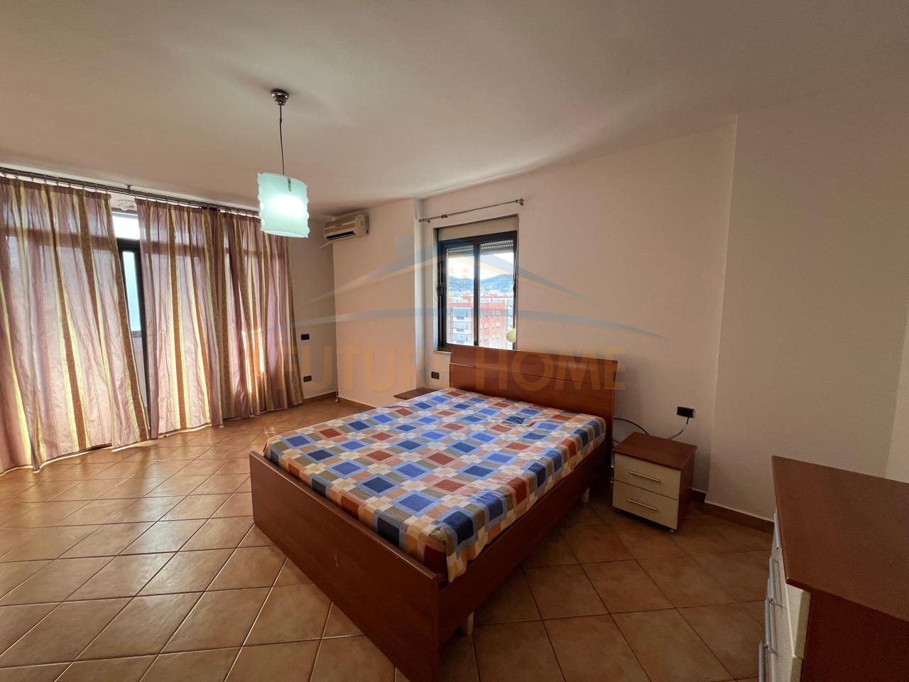 Qera, Apartament 2+1, Rruga e Kavajës, Tiranë.