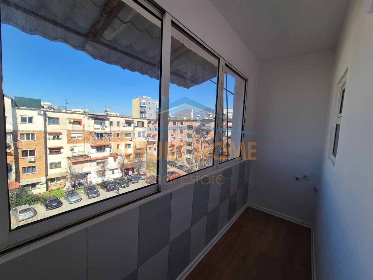 For sale, 1+1 Apartment, Oxhaku, Tirana.