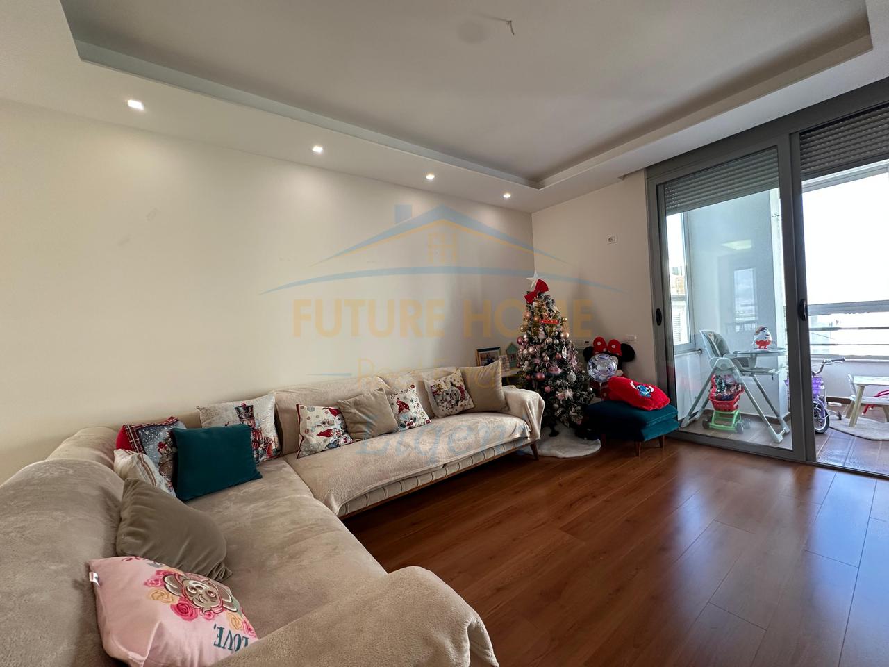 Qera, Apartament 2+1, Liqeni Thate, Tiranë.