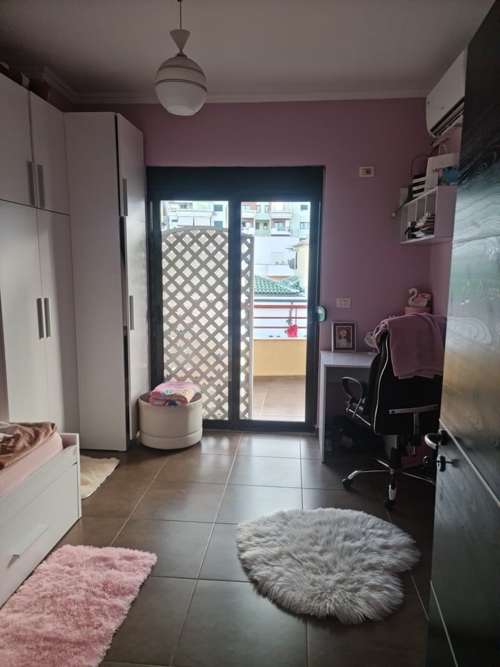 For sale, 2+1+2 Apartment, Kodra Diellit, Tirana.