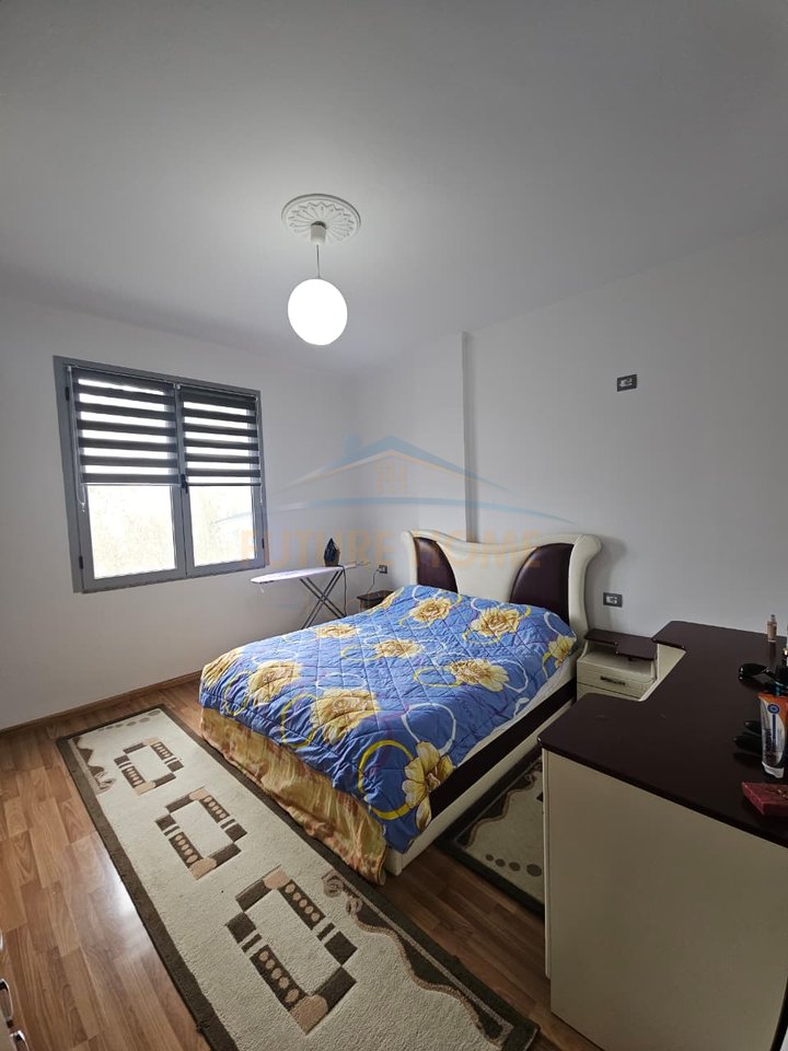 Qira, Private House 3+1+2+Parking, Spitalle, Durres