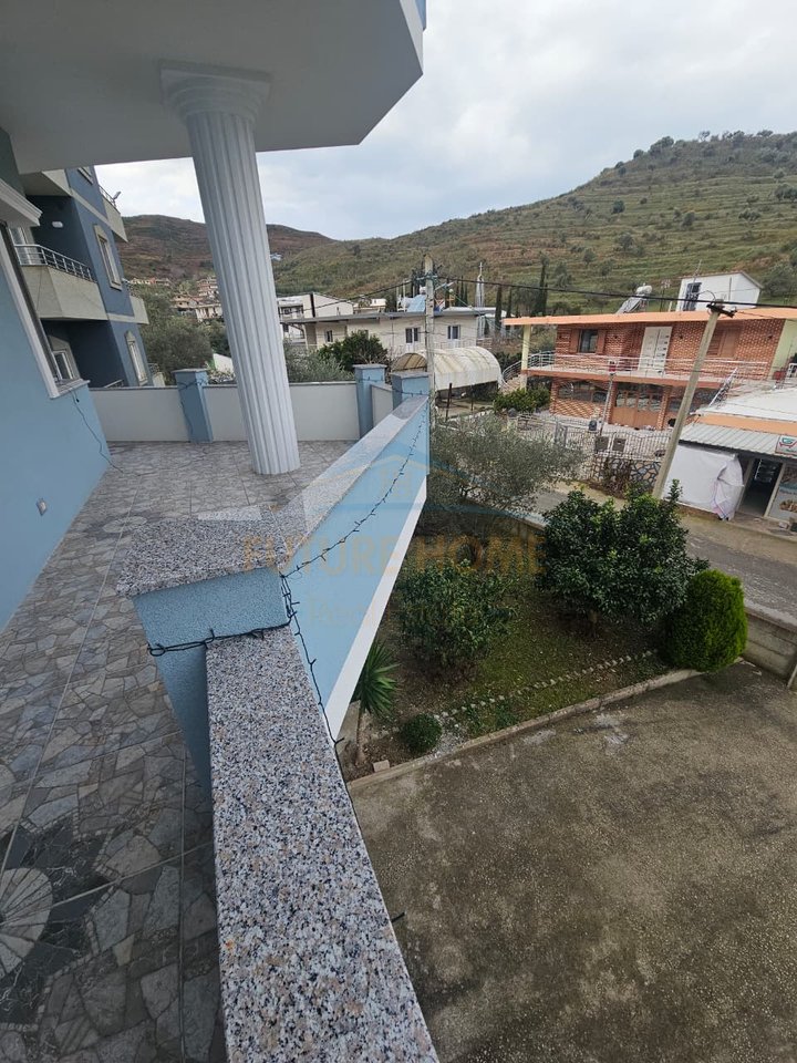 Qira, Private House 3+1+2+Parking, Spitalle, Durres