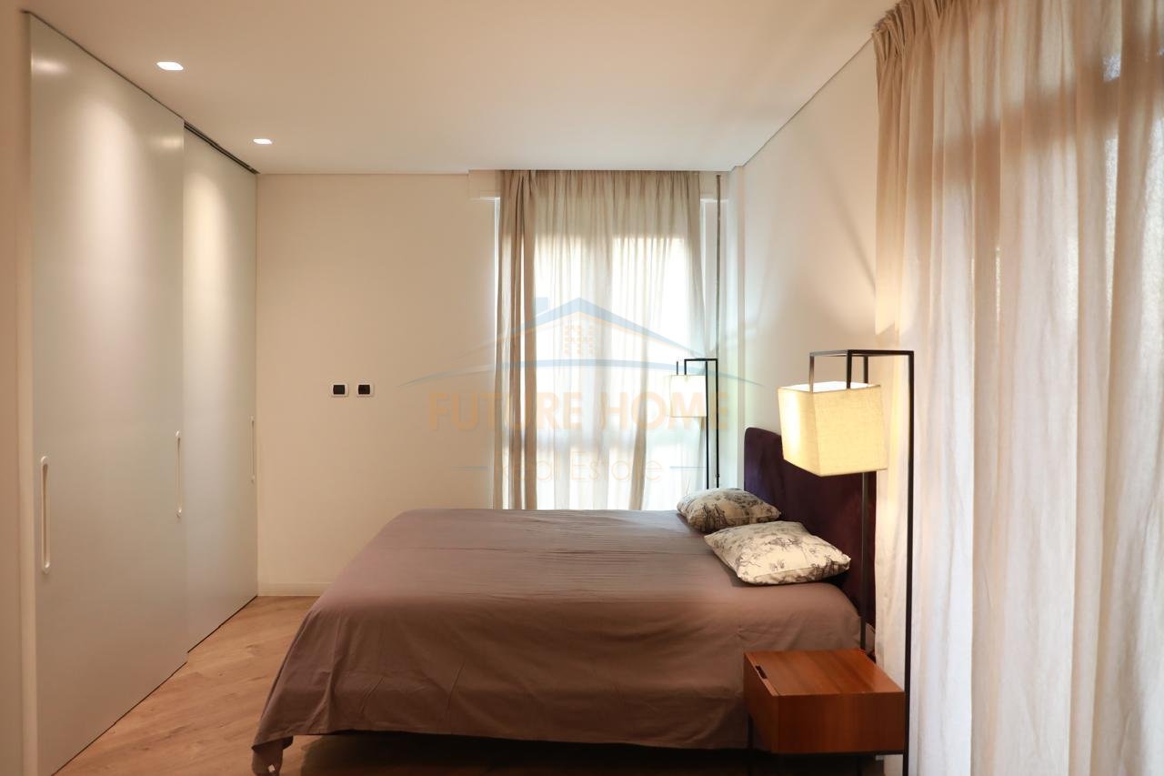 For sale, Apartment 2+1+2, Selvia, Tirana.