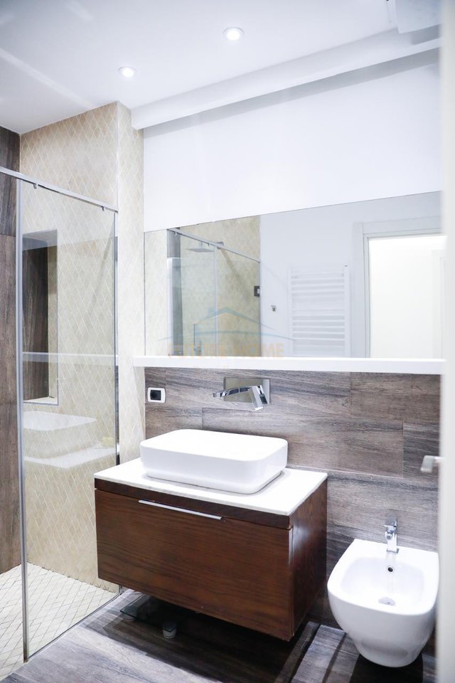 For sale, Apartment 2+1+2, Selvia, Tirana.