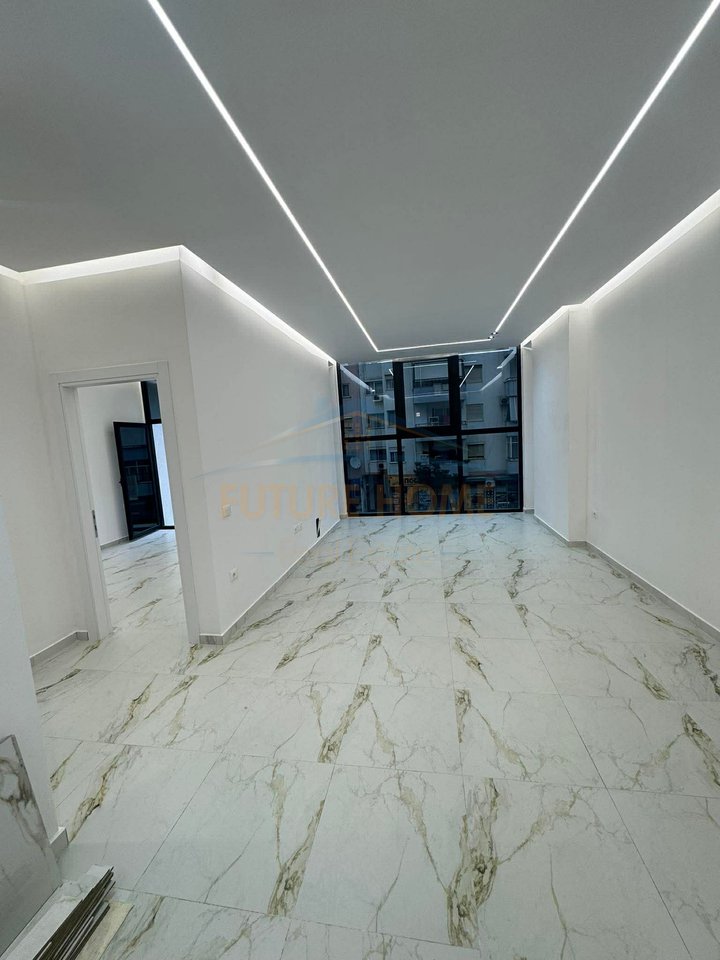 Affitto, Locale, Complesso Molla, Viale Migjeni