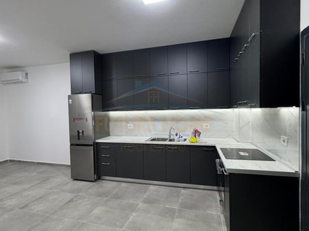 Qera, Apartament 1+1, 5 Maji, Tirane