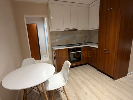 Qera, Apartament 2+1, Oxhaku , Tiranë.