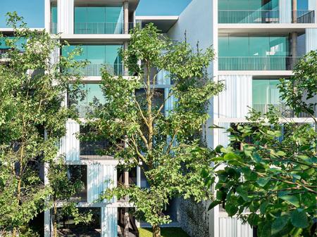 Shitet, Apartament 2+1+3, By Long Hill Residence, Tiranë.