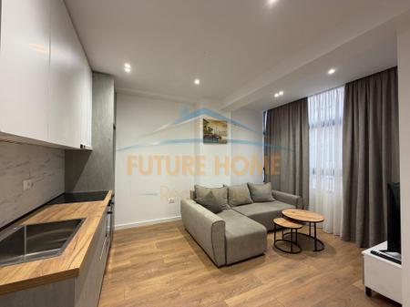Qera, Apartament 1+1, Komuna e Parisit, Tiranë