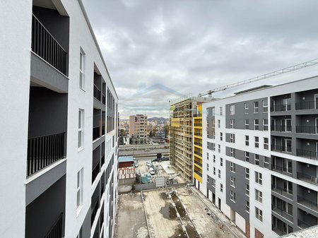 Shitet, Apartament 3+1+2+Verande, Dogana.