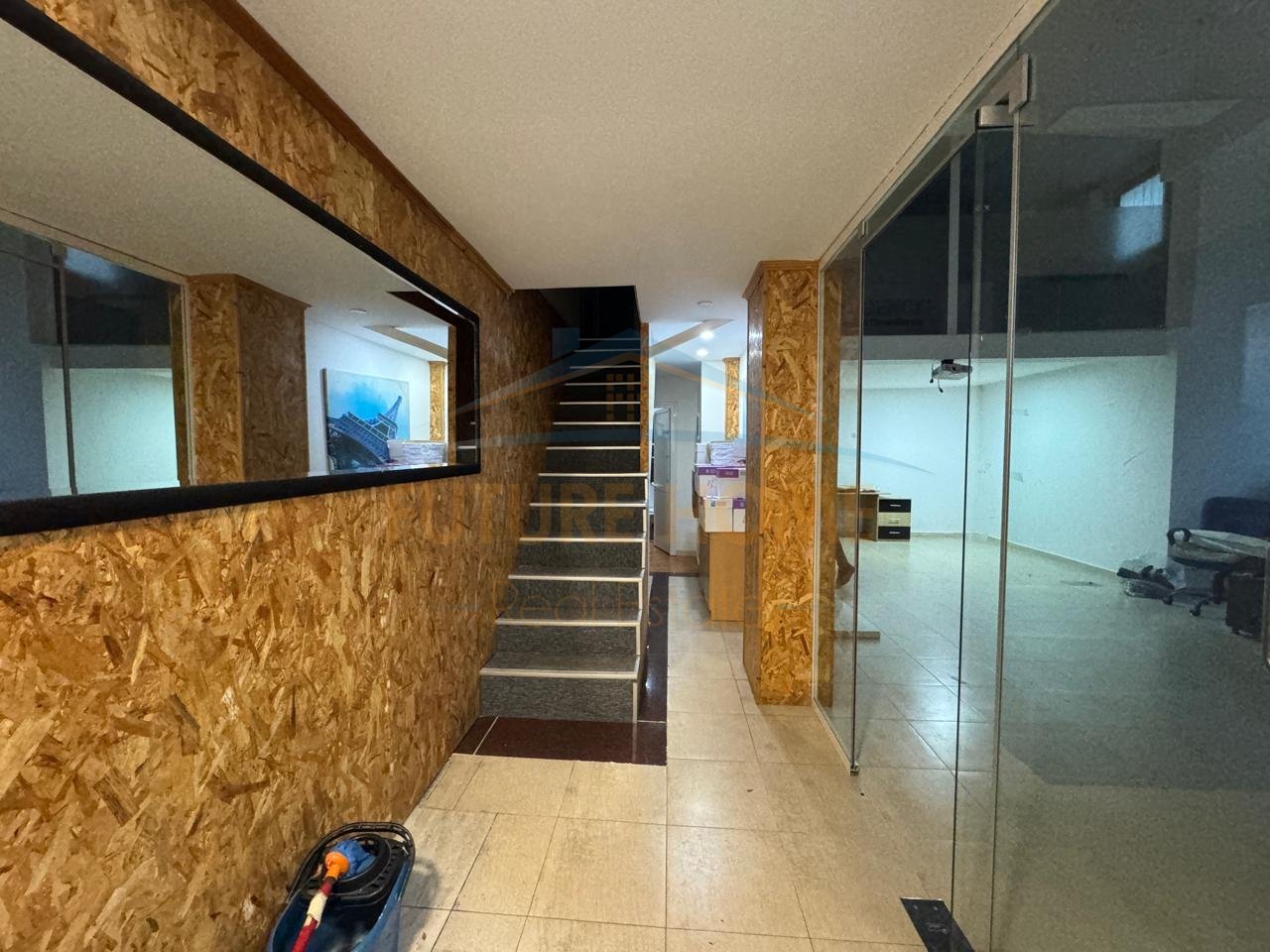 Qera, Duplex për Zyra, Myslym Shyri, Tiranë