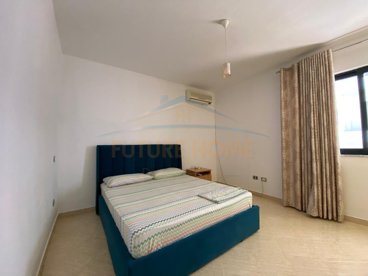Shitet, Apartament 2+1, Mali i Robit, Golem