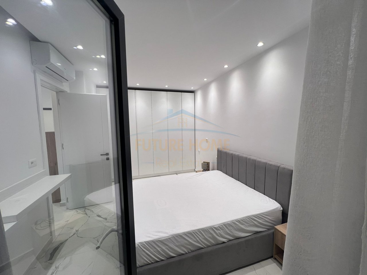 Qera, Apartament 1+1 , Zogu i Zi, Tirane.