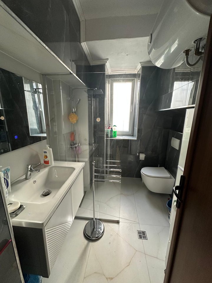 Qera, Apartament 1+1, Vasil Shanto, Tirane.