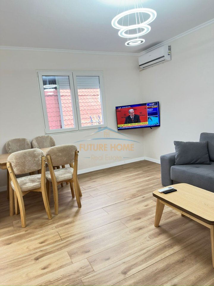 Shitet apartament 1+1, Shkolla Bajram Curri, Tirane