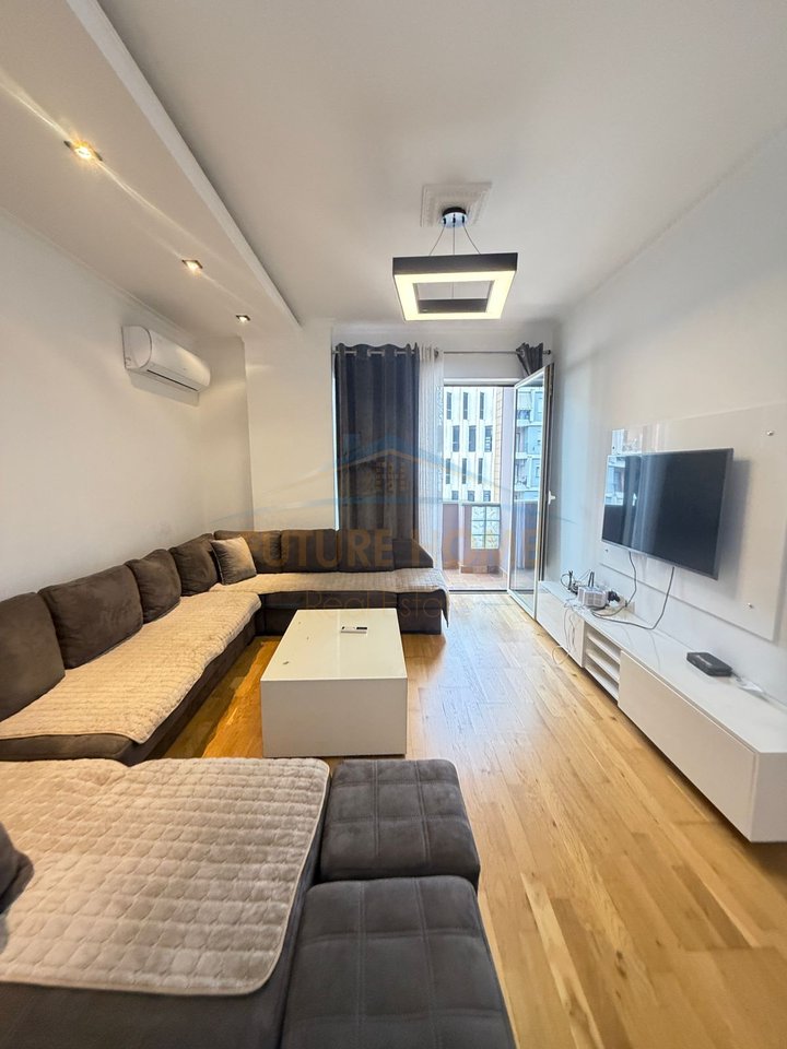 Qera, Apartament 2+1+2, Rrethrrotullimi  Unaza e Re,  Tiranë.