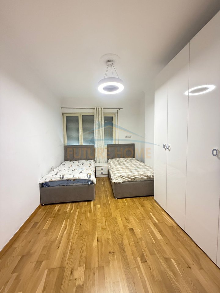 Qera, Apartament 2+1+2, Rrethrrotullimi  Unaza e Re,  Tiranë.