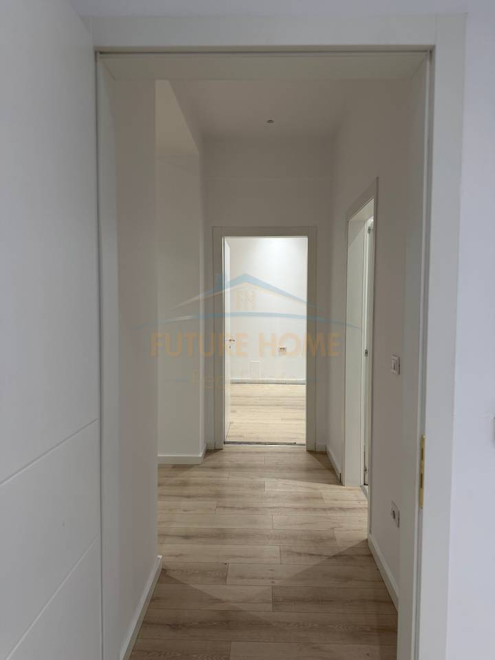 Qera, Zyre 3 +1+1, rruga e Dibres