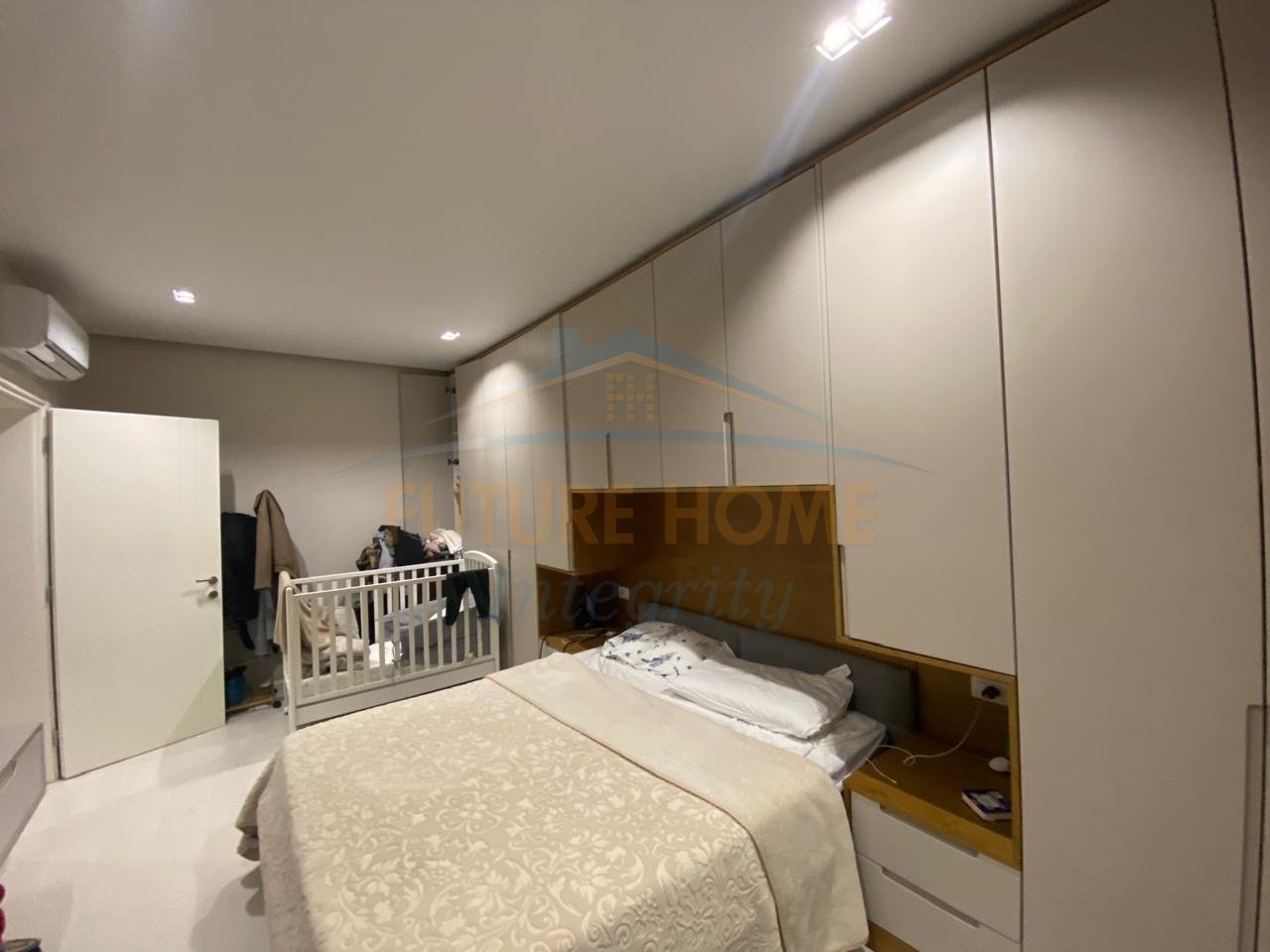 Shiten, 2 Apartamente 1+1, Vasil Shanto, Tiranë.