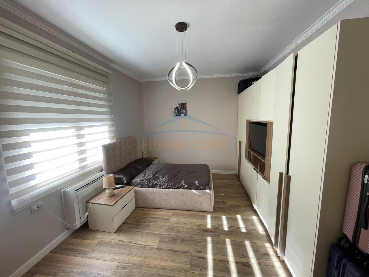 Shitet, Apartament 2+1+2, Kopshti Botanik, Tiranë