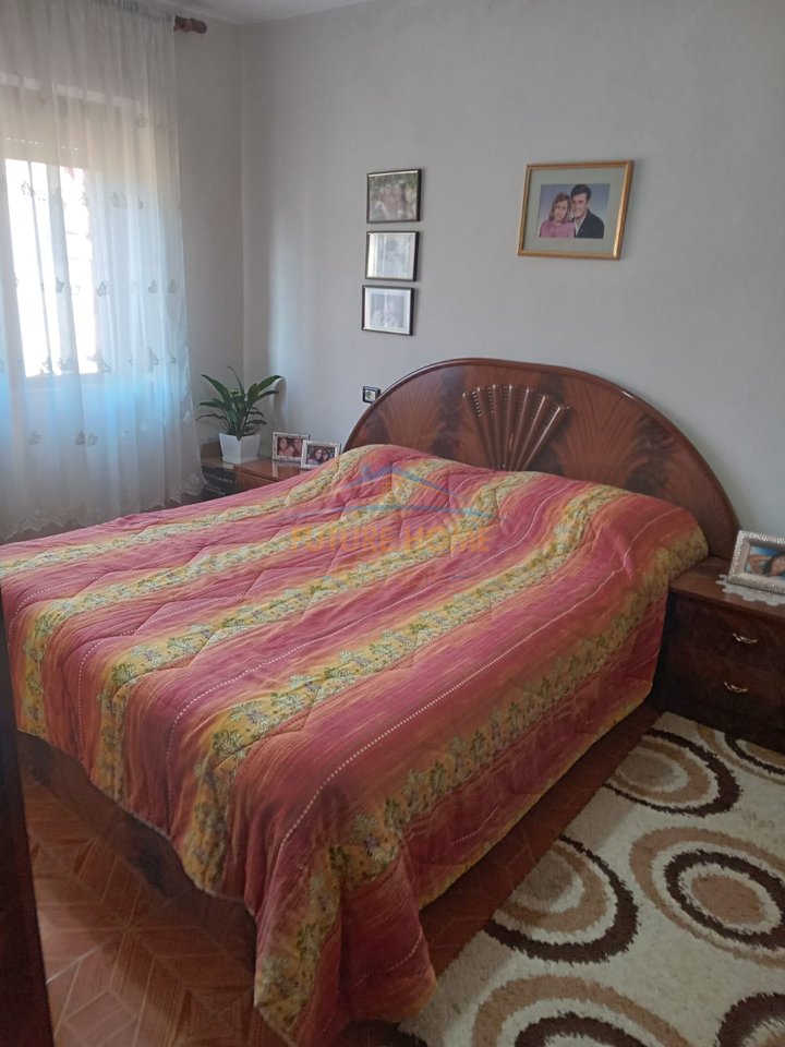 Shitet, Apartament 2+1, Rruga Asim Vokshi, Tirane