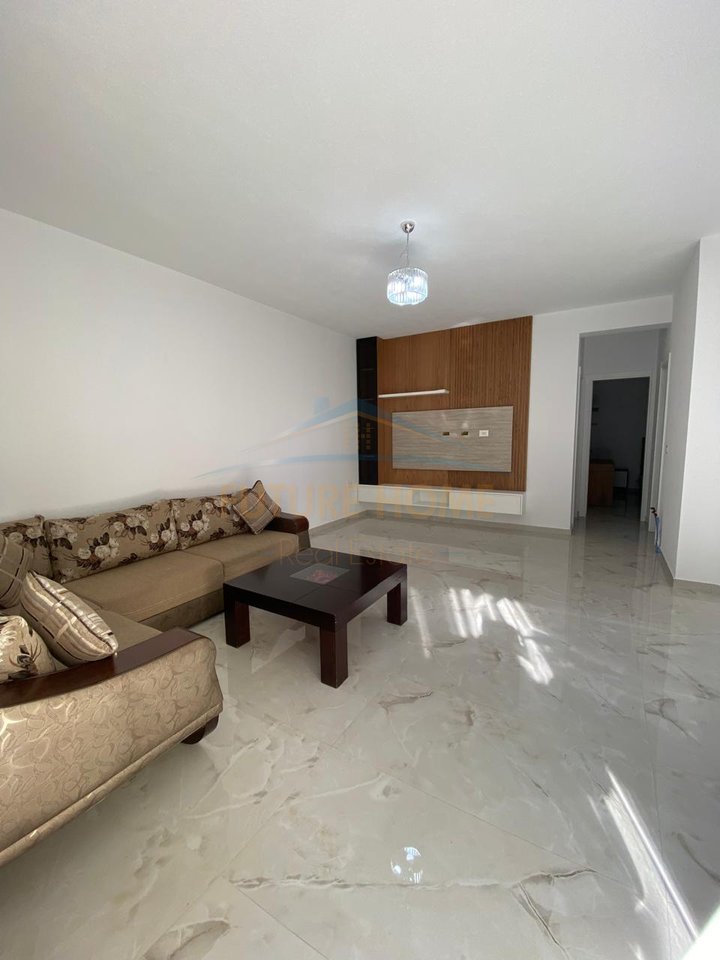 Qira, Private House 2+1+Parking, Former Këneta, Durrës