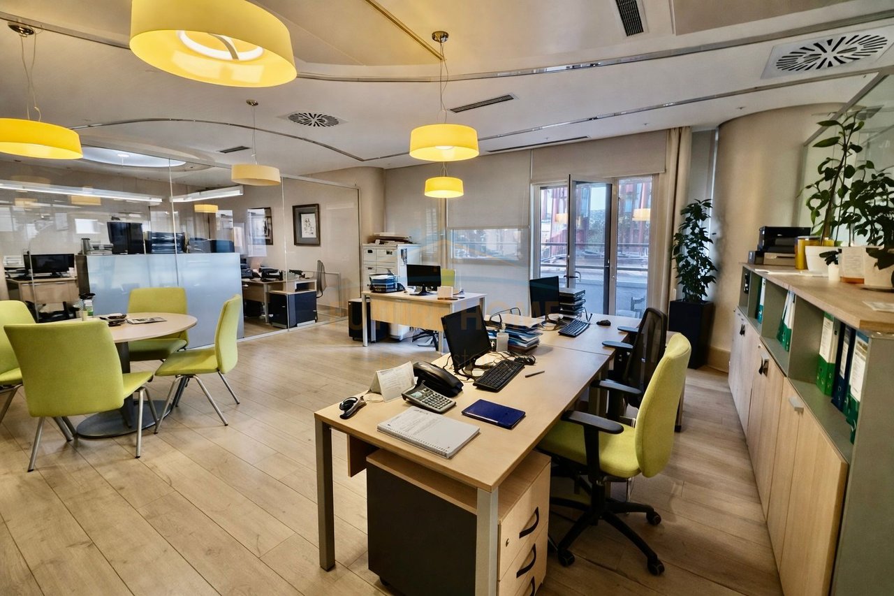 Qira, Ambient Biznesi, Coin Tirana, Stadiumi Air Albania