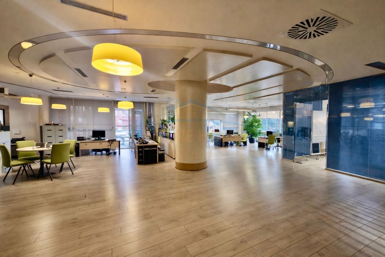 Qira, Ambient Biznesi, Coin Tirana, Stadiumi Air Albania