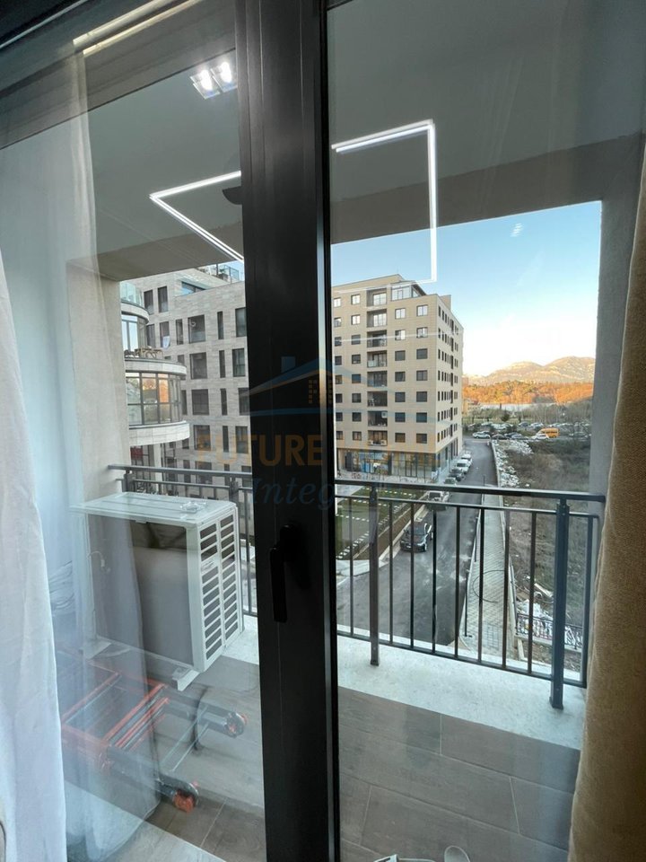 Qera, Apartament 2+1+2+2 Poste parkimi, Liqeni i Thatë, Tiranë.
