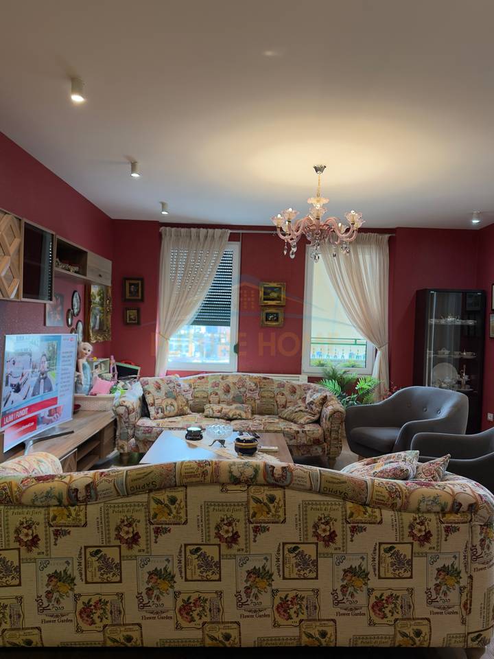 Vendita, Appartamento 2+1, Ex Esposizione