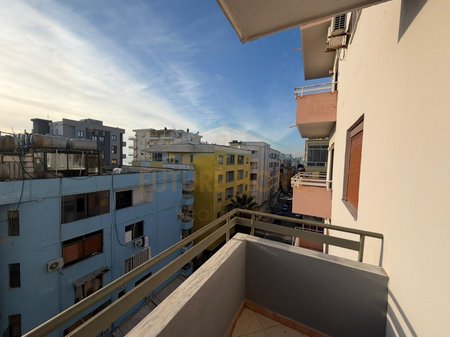 Shitet, Apartament 1+1, Plazh Hekurudha,Durres