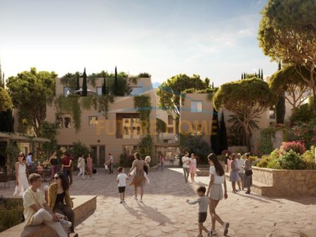 Shitet, Garsoniere, Square Village, Santorini II