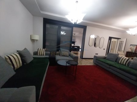 Rent, Apartment 3+1+2, 5-Maji Street, Tirana.
