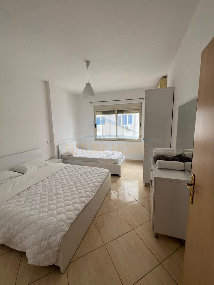 Shitet , Apartament 1+1, Shkëmbi Kavajës