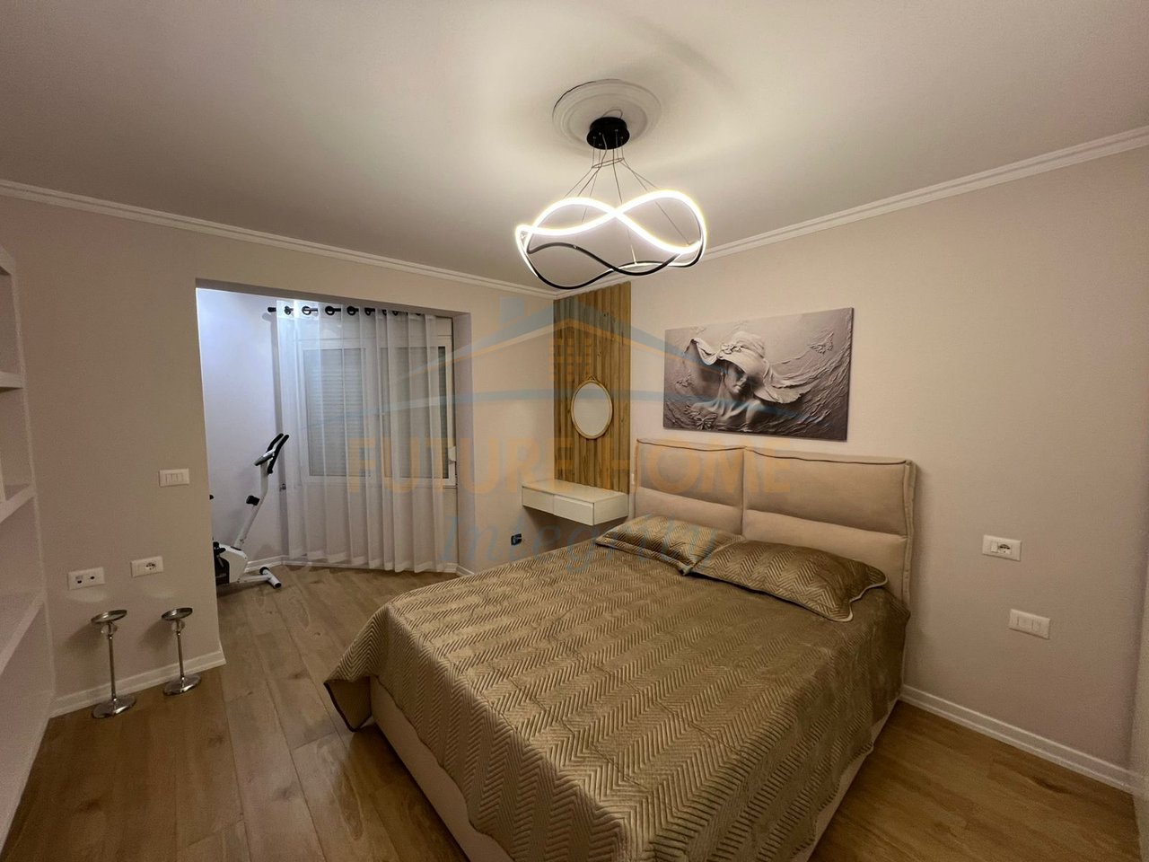 Qera, Apartament 2+1, Oxhaku, Tiranë.